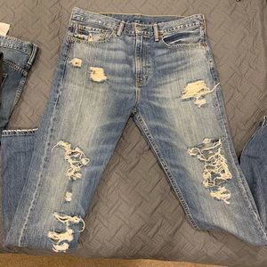 Levi’s distressed denim jeans 522